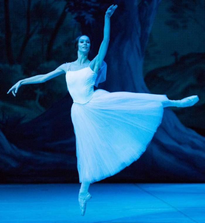 polina-semionova-in-giselle-act-ii-3